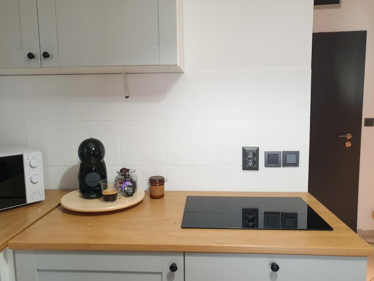Apartments Mira บัชกา ภายนอก รูปภาพ