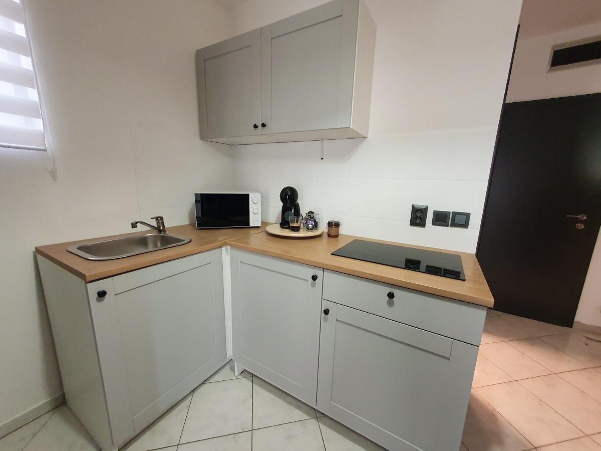 Apartments Mira บัชกา ภายนอก รูปภาพ